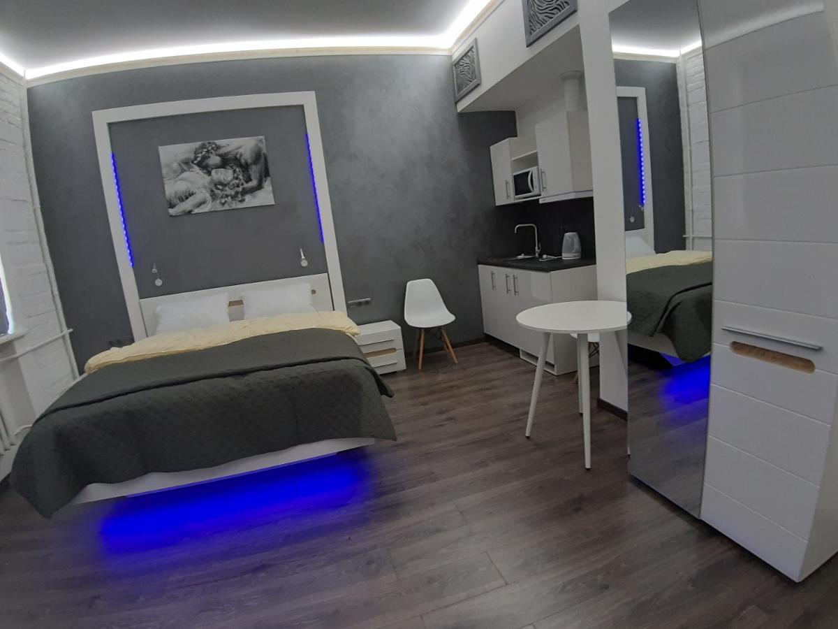 Яркая История Apartman Kijev Kültér fotó