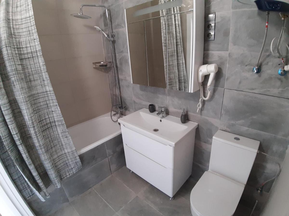 Яркая История Apartman Kijev Kültér fotó