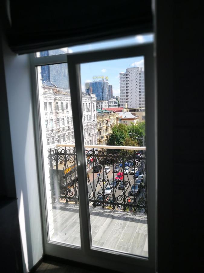 Яркая История Apartman Kijev Kültér fotó